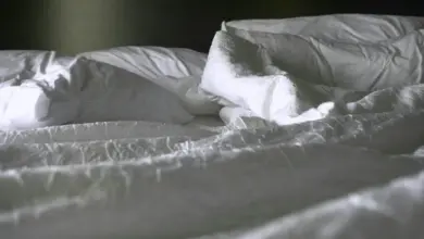 How To Re-Fluff Flat Pillows