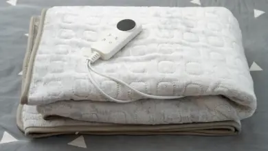 A Fold of Electric Blanket